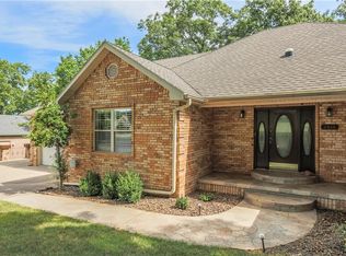 2616 NW A St, Bentonville, AR 72712