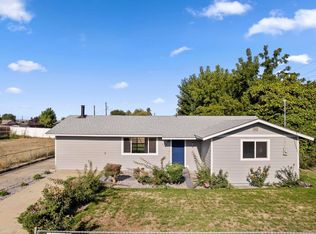 312 Opal St, Grandview, WA 98930