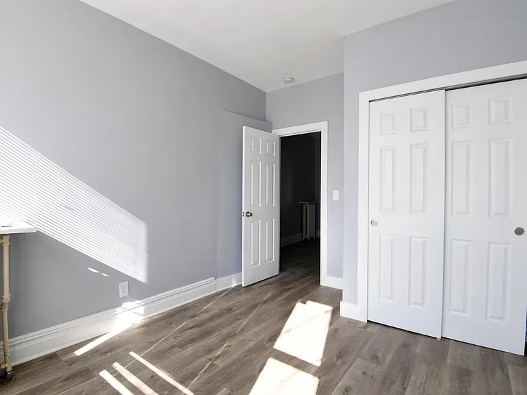 153 Sterling Ave — Photo 12