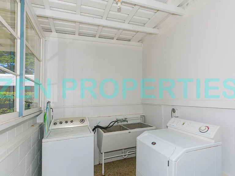 5616 Kawaikui St — Photo 31