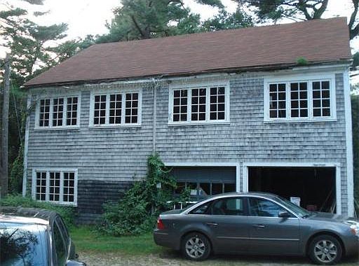 4th image of 436 Plymouth St