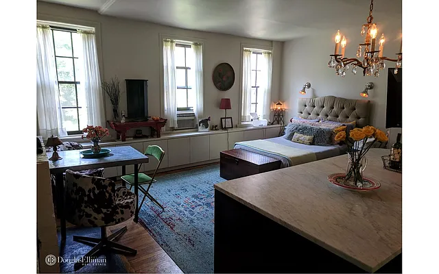 Rented by Douglas Elliman | media 28