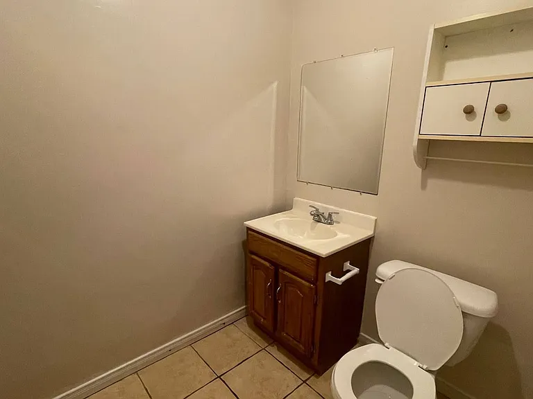 82 Sanford St #B — Photo 19