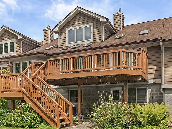 2nd image of 1100 Hillsboro Cove Cir