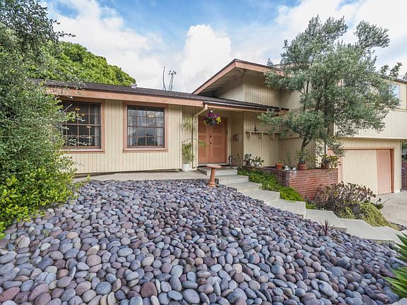 3rd image of 6733 Sunny Brae Dr