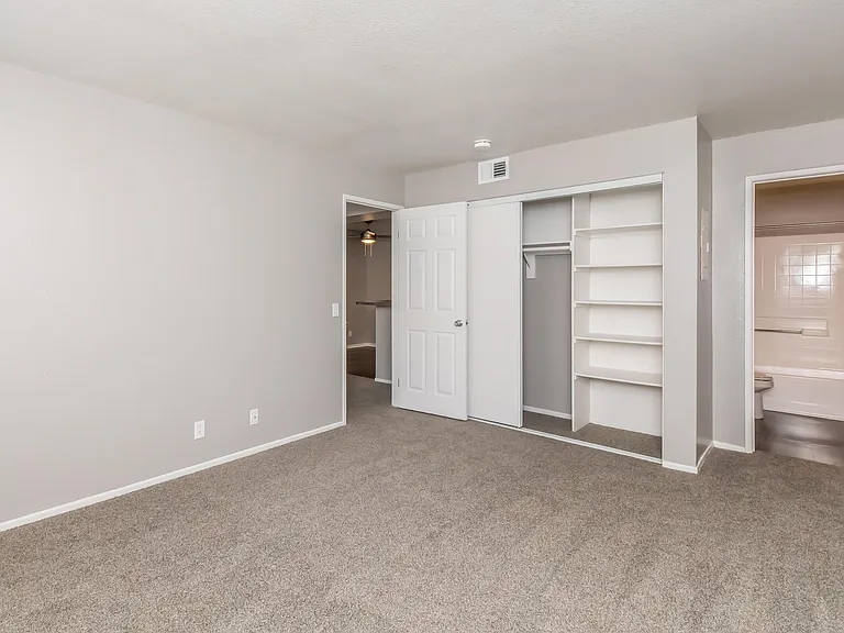 Palm Court Apartment Homes — Photo 50