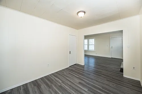 5814 Helen Ave Photo 1