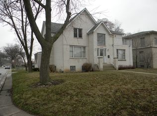 7152 NE Prairie Rd, Lincolnwood, IL 60712