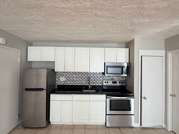 2nd image of 31 Austin St APT 7C