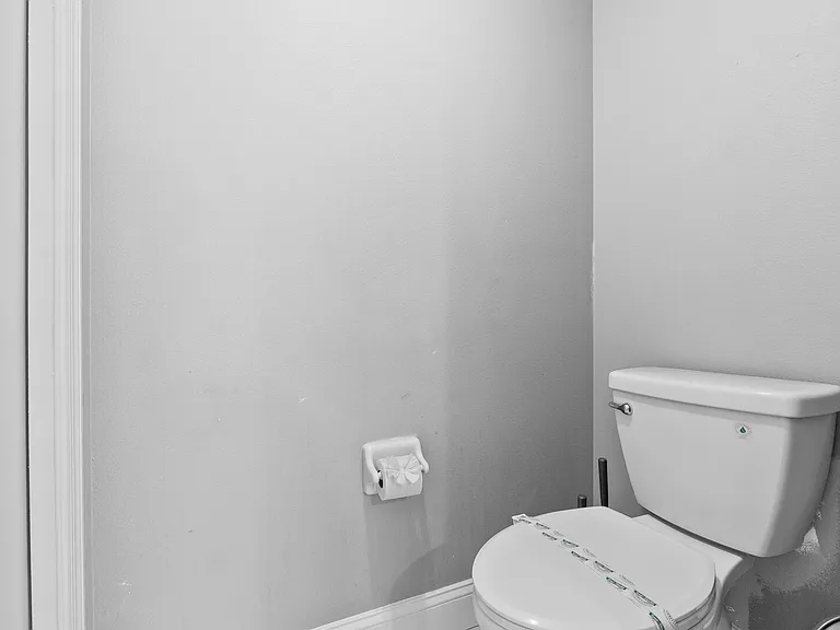 Riggs Cir — Photo 21