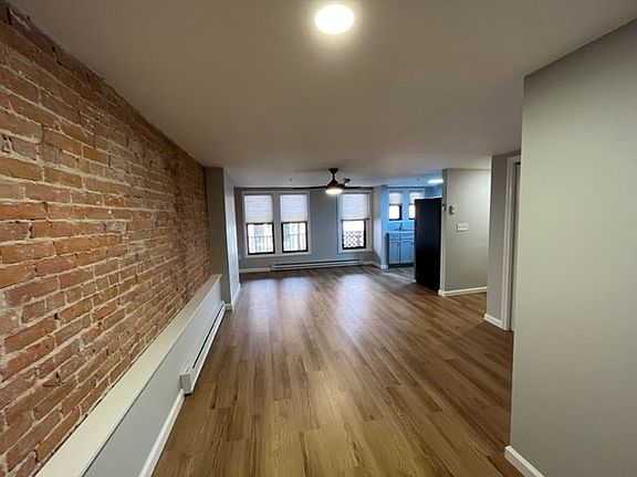 3rd image of 560 Main St #1