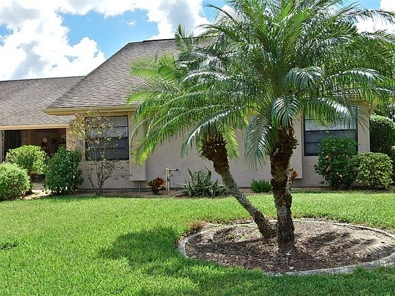 3rd image of 1724 Atrium Dr