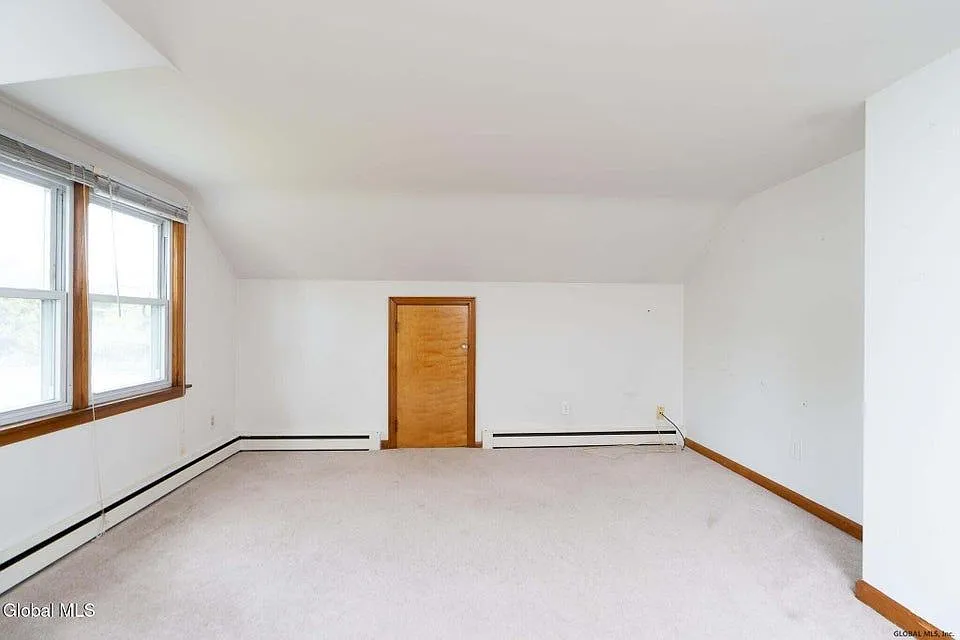 2 bed, 1.0 bath, 950 sqft, $1,650 — Photo 4