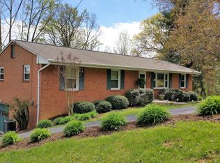 3932 Skylark Cir, Roanoke, VA 24018