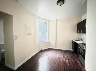 205 30th St APT E, Brooklyn, NY 11232