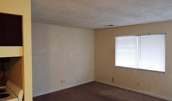 Bouse Apartment Homes