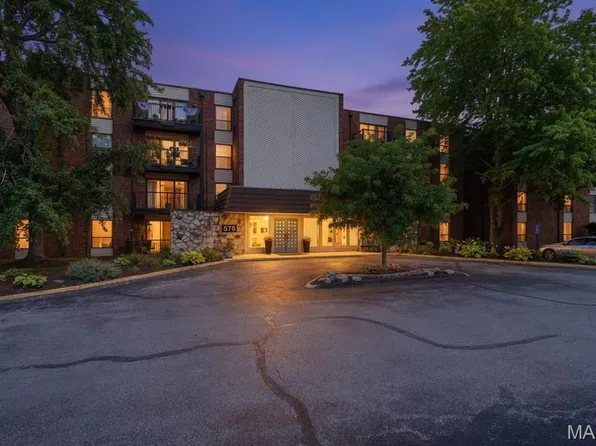 578 Sarah Ln APT 206, Saint Louis, MO 63141