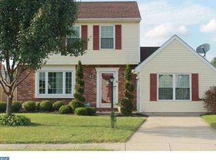 4 Laurel Ct, Clayton, NJ 08312
