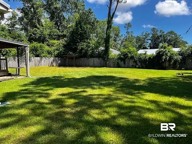 3 bed, 2.0 bath, 1144 sqft, $2,300 — Photo 4