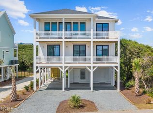 704 N Anderson Blvd, Topsail Beach, NC 28445