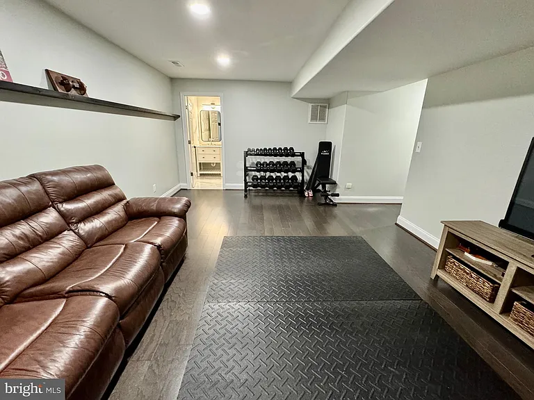 1019 John Paul Jones Dr — Photo 39