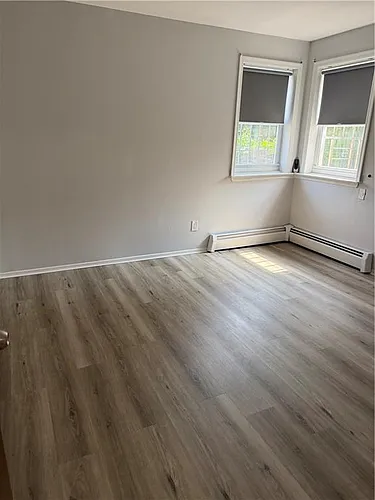 1427 71st St Photo 1