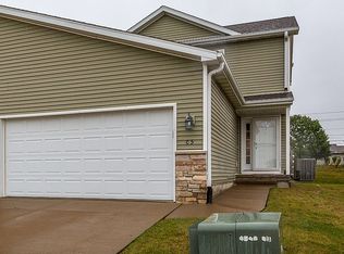 1570 Savannah Cir UNIT C5, Davenport, IA 52807
