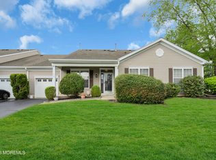 419 Spring Meadow Dr, Lakewood, NJ 08701