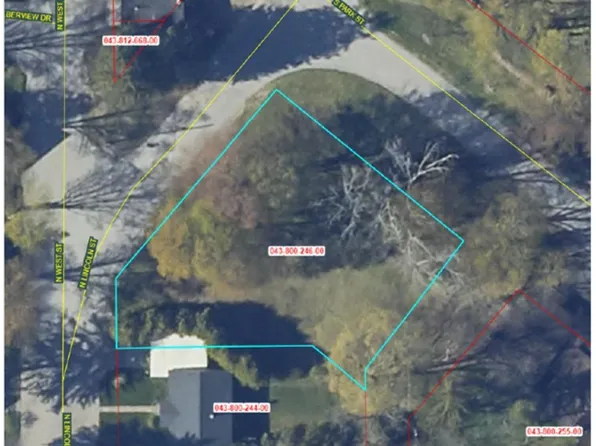 0 N Lincoln St, Suttons Bay, MI 49682