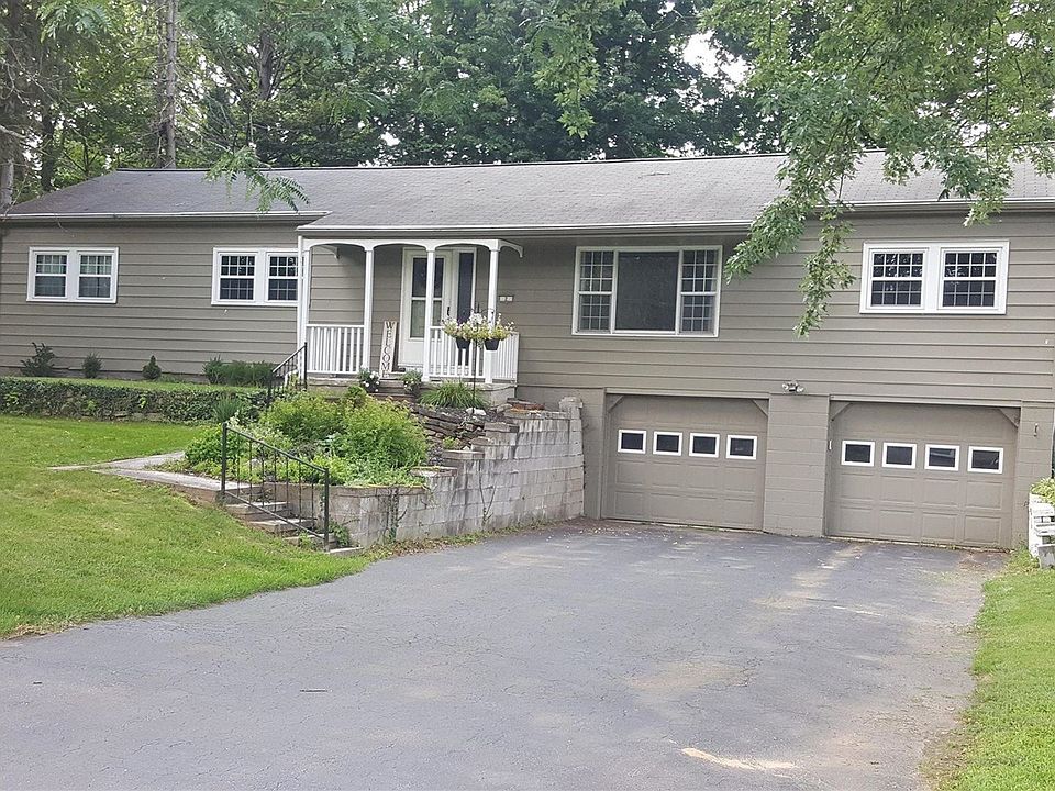 1st image of 2 Eldorado Dr