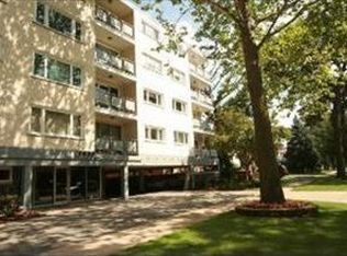 1535 Forest Ave APT 201, River Forest, IL