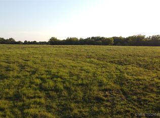E 1010th Rd, Okemah, OK 74859