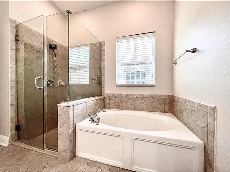 13836 Sachs Ave — Photo 14