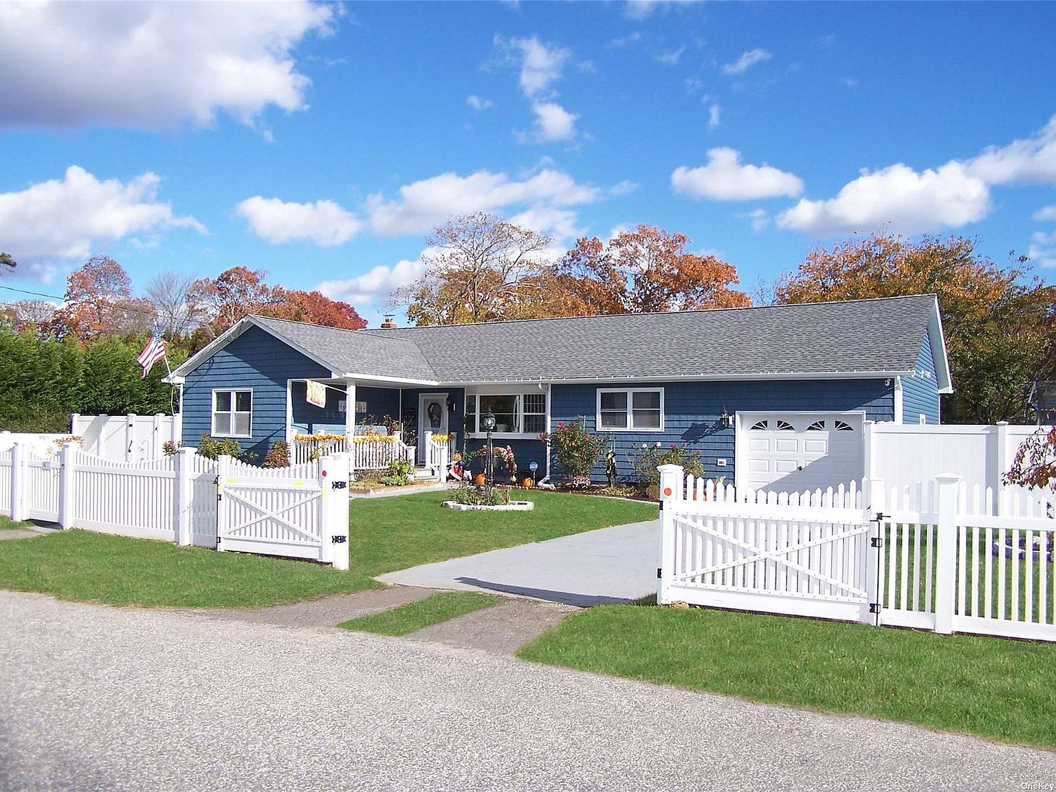 13 Corbin Avenue, Shirley, NY 11967 Zillow