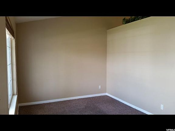 4th image of 1815 W 400th St S