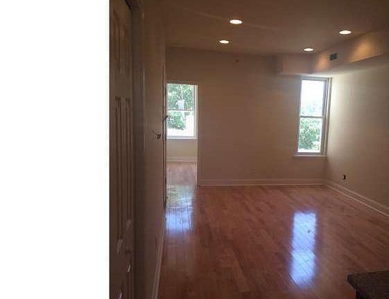 4th image of 2551 Grays Ferry Ave