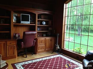 7760 Hunter Rd, Bath, MI 48808