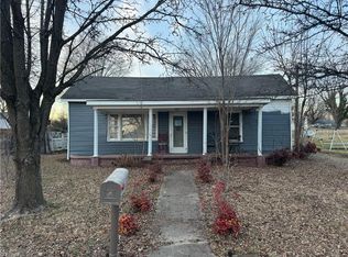 1203 Ridge Ave, Eden, NC 27288