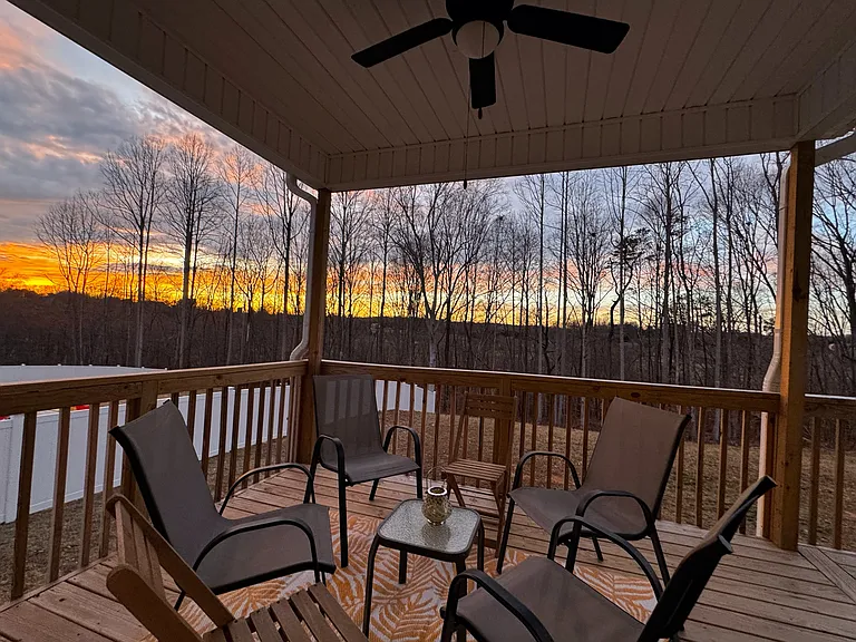 4667 Thatcher Woods Dr — Photo 17