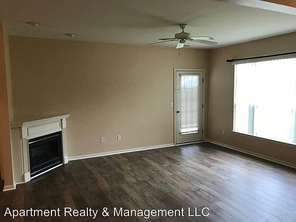 3rd image of 7107 Farmingdale Ln #1