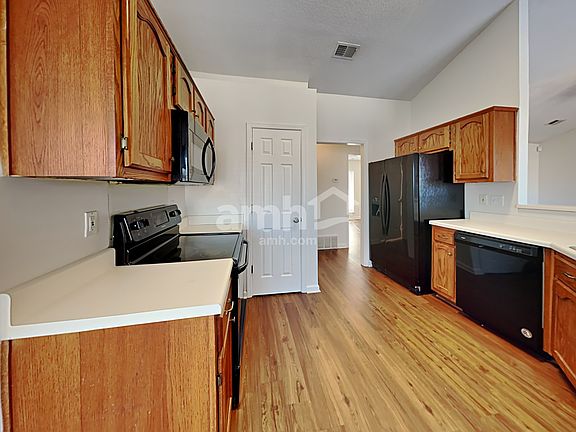3rd image of 1758 Central Trails Dr