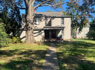 52 N Charlotte St, Manheim, PA 17545