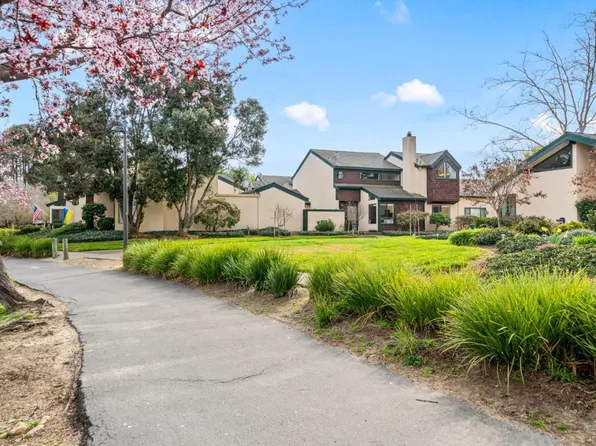 1105 Ironwood Rd, Alameda, CA 94502