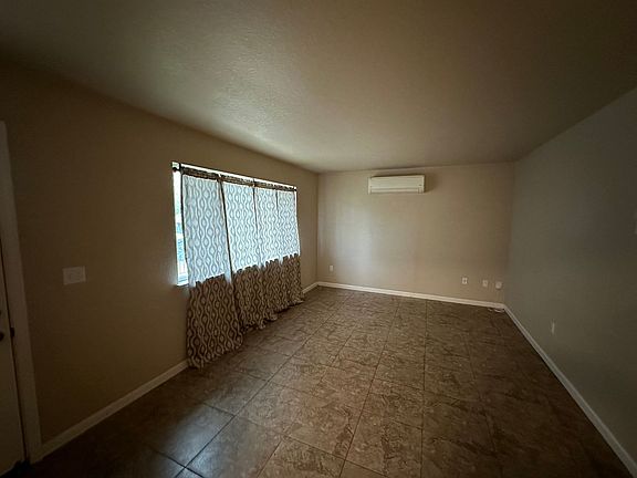 2nd image of 892 Edgewood Ave