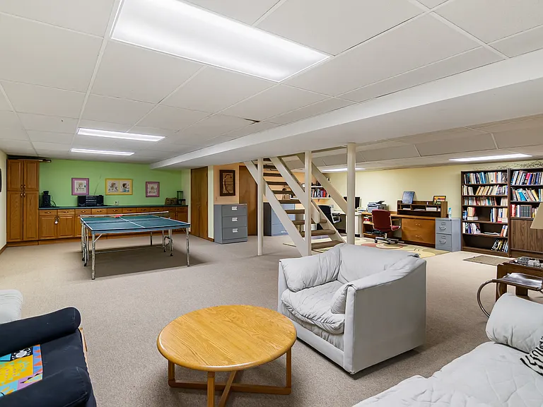 1 Brightfield Ln — Photo 37
