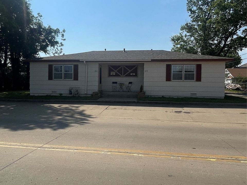 1st image of 105 N Florence Ave