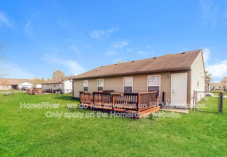 102 Winterberry Ln — Photo 14