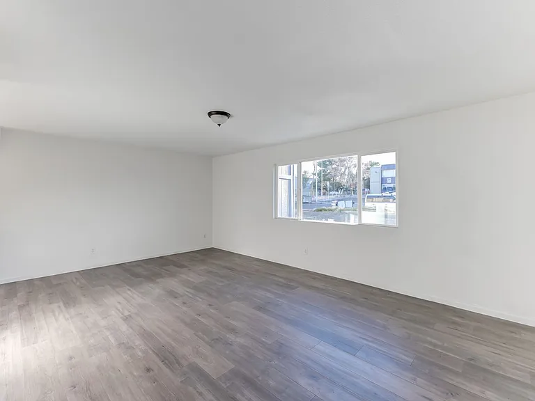 29 Gold Bar Ct — Photo 2