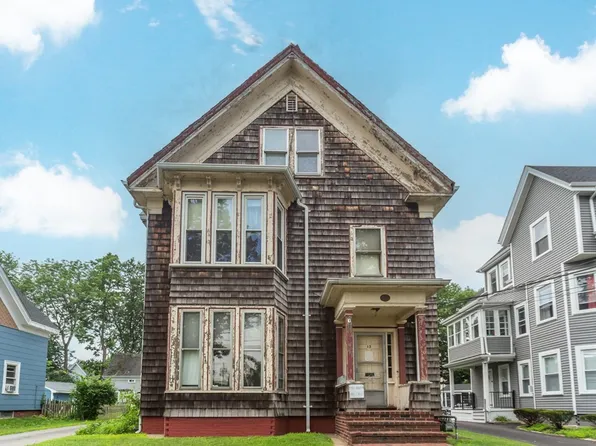 13 Denton St, Brockton, MA 02301