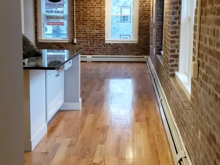 149 Derby St #E — Photo 1
